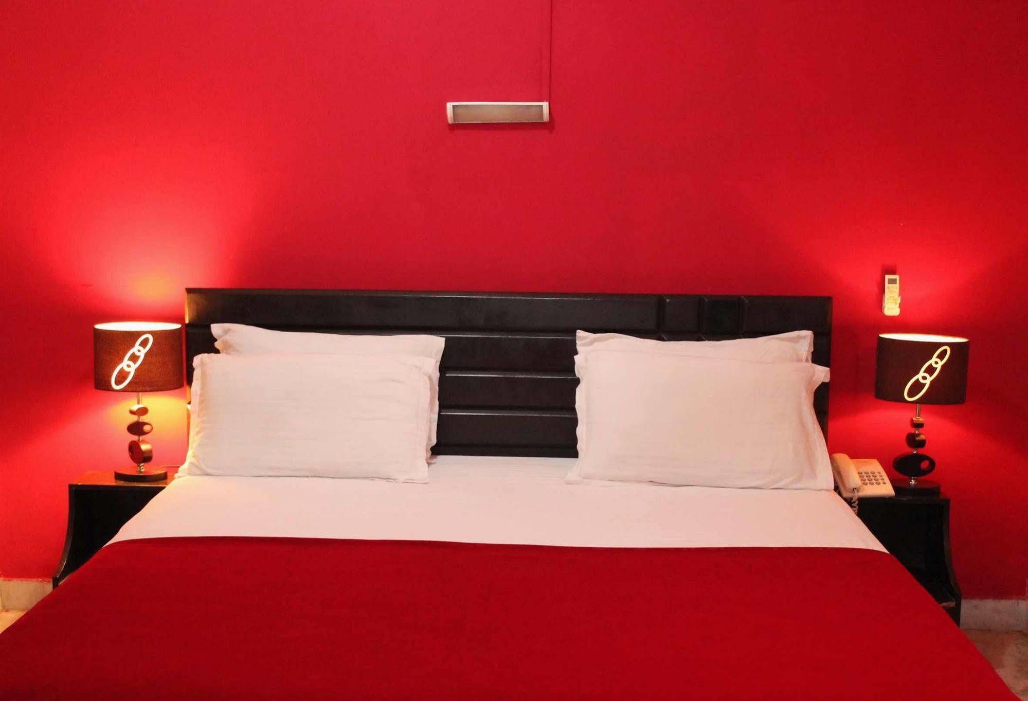 The New Casablanca Boutique Hotel Bangalore Exteriör bild